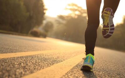 Dolor en el tendón de Aquiles al correr: más allá de la pisada, la clave está en la gestión de carga.